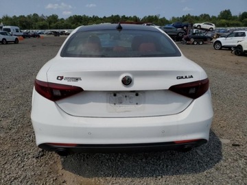 Alfa Romeo Giulia II Sedan Facelifting 2.0 Turbo 280KM 2020 Alfa Romeo Giulia 2020 ALFA ROMEO GIULIA 2.0 Benzyna 280KM, zdjęcie 6