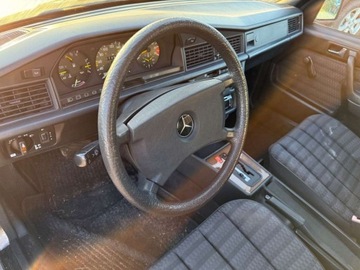 Mercedes 190 2.0 E 118KM 1989 Mercedes-Benz W201 (190) Unikatowy Mercedes 190 2.0 Benzyna Automat Szyber, zdjęcie 14