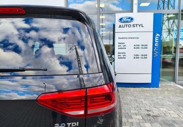Volkswagen Touran III 2.0 TDI 150KM 2017 Volkswagen Touran Volkswagen Touran 2.0 TDI BMT Highline DSG 2.0 Diesel, zdjęcie 35