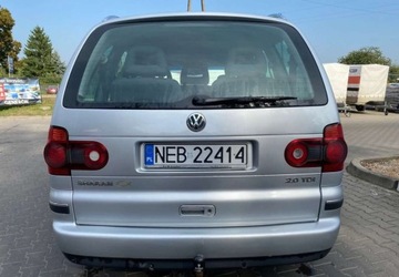 Volkswagen Sharan II Van 2.0 TDI-CR BMT 140KM 2010 Volkswagen Sharan Volkswagen Sharan 2.0 TDI Comfortline 2.0 Diesel 140KM, zdjęcie 2