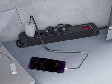 Удлинительный кабель с защитой от перенапряжения и переключателем, 5 розеток, 1,5 м