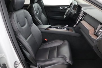 Volvo XC60 II 2022 Volvo XC60 B5, Salon Polska, Serwis ASO, 246 KM, zdjęcie 8