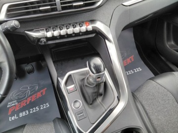 Peugeot 3008 II Crossover 1.2 PureTech 130KM 2019 Peugeot 3008 Full LED Navi Kamera Klimatronik Sensor 1.2 Benzyna 130KM, zdjęcie 22