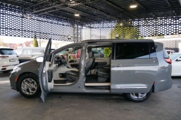 Chrysler Pacifica II 3.6 V6 291KM 2022 Chrysler Pacifica Limited 3.6L V6 291KM Panorama Radar Odkurzacz Cam360 Ma, zdjęcie 4