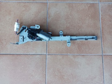 PODAJNIK PASA PRAWY MERCEDES CLK W209 2038600282