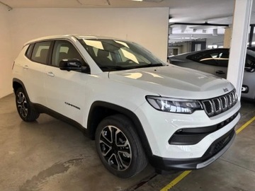 Jeep Compass II 2025 JEEP Compass Altitude 1.5 T4 mHEV DCT FWD Suv 130KM 2025, zdjęcie 2