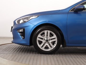 Kia Ceed III Hatchback 1.4 T-GDi 140KM 2019 Kia Ceed 1.4 T-GDI, Salon Polska, Serwis ASO, zdjęcie 14