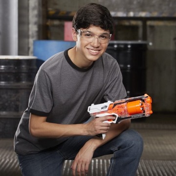 PISTOLET NERF ELITE STRONGARM NA STRZAŁKI +DODATKI