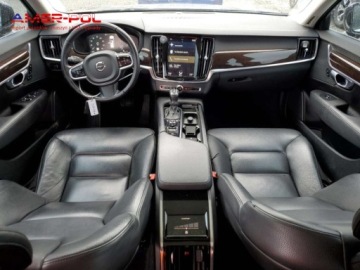 Volvo S90 II 2018 Volvo S90 2018 Volvo S90 T5 FWD Momentum 2.0 Benzyna 258KM, zdjęcie 8