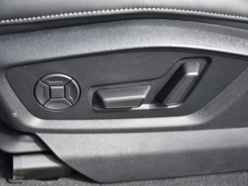 Audi Q7 II SUV Facelifting  3.0 50 TDI 286KM 2026 AUDI Q7 50 TDI quattro S Line Suv 3.0 (286KM) 2026, zdjęcie 6