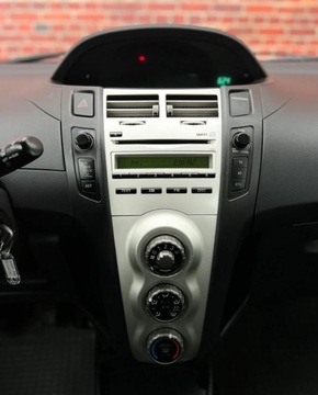 Toyota Yaris II Hatchback 5d 1.0 VVT-i 69KM 2007 Toyota Yaris Salon PL Klima Super stan Polska Gwarancja w cenie Warszawa, zdjęcie 24