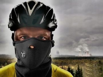 Термоактивная маска-балаклава для лица велосипедного мотора.