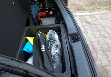 Toyota C-HR II SUV Plug-In 2.0  223KM 2024 Toyota C-HR PLUG-in Okazja 2.0 Hybryda Plug-in 223KM, zdjęcie 16