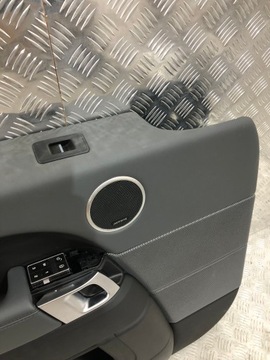 ОБИВКА БОКОВОЙ ДВЕРИ ЛЕВАЯ ПЕРЕДНЯЯ RANGE ROVER SPORT L494 Autobiography