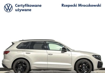Volkswagen Touareg III SUV 3.0 V6 SCR TDI 286KM 2023 Volkswagen Touareg 3.0 286KM V6 TDI 4Motion R-Line Dach panoramiczny Hak N, zdjęcie 3