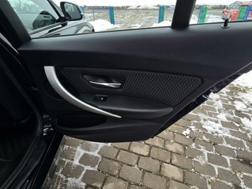 BMW Seria 3 F30-F31-F34 Touring 2.0 318d 143KM 2013 BMW 318 Bezwypadkowy, zdjęcie 26