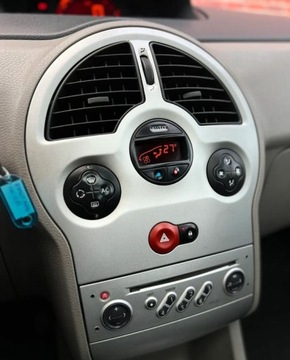 Renault Modus Hatchback 1.4 i 16V 98KM 2005 Renault Modus Klima Szyberdach Alu Gwarancja w cenie VRKR 1.4 Benzyna, zdjęcie 19