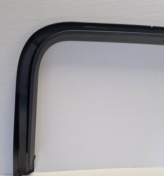 TOUAREG III ОБИВКА, ОКОННАЯ РАМА, ДВЕРНАЯ РАМА ЗАДНЯЯ ЛЕВАЯ