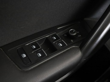 Volkswagen Tiguan Allspace SUV 2.0 TDI 200KM 2021 Volkswagen Tiguan Allspace 7 os. 4x4 DSG full LED, zdjęcie 37