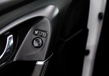 Renault Kadjar Crossover 1.6 dCi 130KM 2016 Renault Kadjar Bogate wyposazenie - Biala perla 1.6 Diesel 130KM, zdjęcie 18