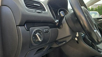 Volkswagen Golf VI Hatchback 5d 1.6 TDI-CR DPF 105KM 2009 Volkswagen Golf 2xPDC, AC auto, zdjęcie 16