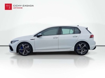 Volkswagen Golf VIII R 2.0 TSI 320KM 2023 Volkswagen Golf R 4Motion 320KM, ACC, APP, Harman Kardon, Ambiente 2.0, zdjęcie 1