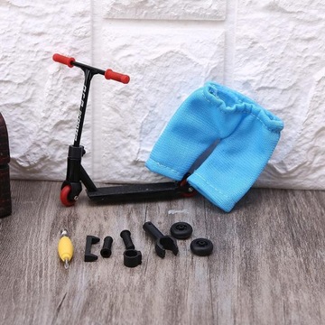 FINGERSCOOTER МИНИ-СКУТЕР В ПОДАРОК ​​ЧЕРНЫЙ