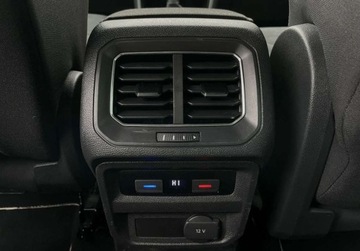 Volkswagen Tiguan II SUV 2.0 TDI 150KM 2017 Volkswagen Tiguan 2.0 TDI 150KM DSG NAVI bezwypadkowy kamera, zdjęcie 34