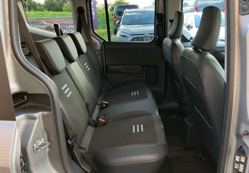 Ford Tourneo Courier II 1.0 EcoBoost 125KM 2024 Ford Tourneo Courier Ford Tourneo Courier 1.0 EcoBoost Active Benzyna 125KM, zdjęcie 18