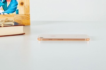 APPLE IPHONE 8 64 ГБ GOLD / GOLD A+ / iOS PL / БЕСПЛАТНЫЕ ПОДАРКИ /НОВАЯ летучая мышь!
