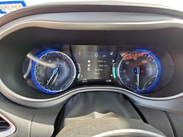 Chrysler Pacifica II 2022 Chrysler Pacifica Touring L 2022 3.6l 3.6 Benzyna 287KM, zdjęcie 9
