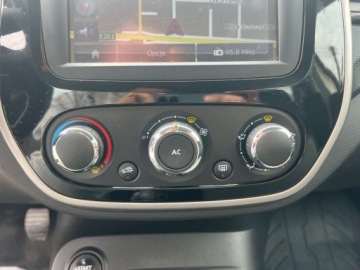 Renault Captur I Crossover 0.9 Energy TCe 90KM 2015 Renault Captur Salon Polska Nawigacja Parktronic El.Szyby El.Lusterka Temp, zdjęcie 9