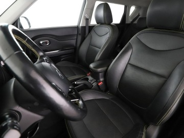 Kia Soul II 1.6 VGT CRDi 136KM 2016 Kia Soul Spirit automat panorama skóra navi, zdjęcie 12