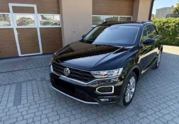 Volkswagen T-Roc I SUV 1.5 TSI ACT 150KM 2018 Volkswagen T-Roc 1,5 TSI 150KM Klima Navi Ledy Serwis 1.5 Benzyna 150KM, zdjęcie 4