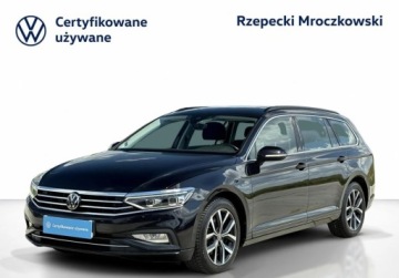 Volkswagen Passat B8 Variant Facelifting 2.0 TDI SCR 150KM 2023 Volkswagen Passat 2.0 Diesel 150KM