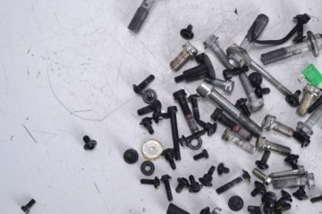 Болты крепления рамы Ducati Hypermotard 698 24-25