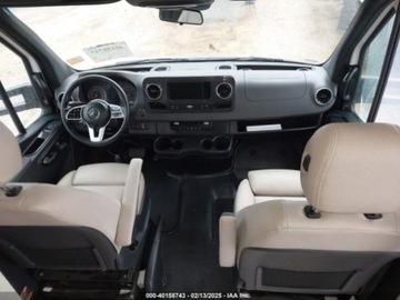 Mercedes Sprinter III 2021 Mercedes-Benz Sprinter 2021 Mercedes-Benz Sprinter Cab Chassis 3500XD Stan, zdjęcie 15