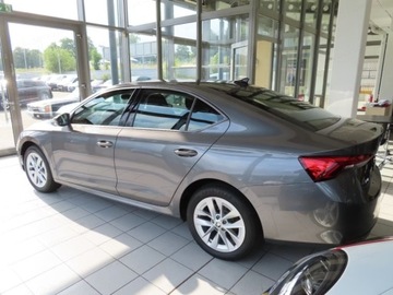 Skoda Octavia IV Liftback 1.5 TSI EVO 150KM 2025 Octavia Selection Edition 130 1.5 TSI mHEV DSG 150KM 2025, zdjęcie 3