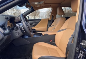 Lexus ES VII (XV70) Sedan Facelifting 300h 218KM 2024 Lexus ES 300h Business Edition 2024r. VAT 23 Lexus Mikolajczak Leszno, zdjęcie 12