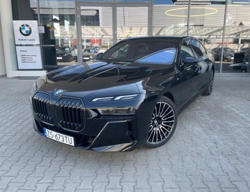 BMW Seria 7 G70 Sedan 3.0 40d 299KM 2024 740d xDrive Limousine, zdjęcie 3