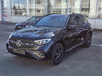 Mercedes GLC C254/X254 SUV 2.0 200d 163KM 2026 MERCEDES-BENZ GLC 200 d 4-Matic AMG Line 2.0 (163KM) 2026, zdjęcie 1