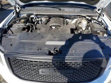  GMC Yukon Denali 2018 6.2 Benzyna 420KM, zdjęcie 6