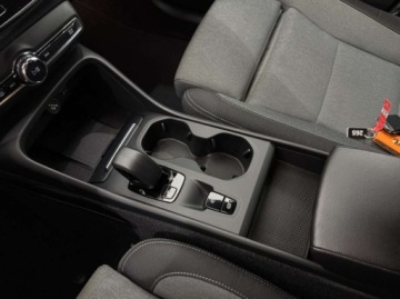 Volvo XC40 Crossover Plug-In Facelifting 1.5 T4 211KM 2022 Volvo XC 40 T4 Start Plug In Kamera cofania Ambiente Nawigacja CarPlay, zdjęcie 24