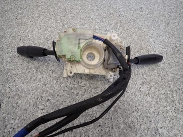 KIA RIO 00-03 PŘEPÍNAČ SVĚTEL I STĚRAČE