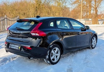 Volvo V40 II Hatchback Facelifting 1.5 T3 152KM 2017 Volvo V40 T3 AUTOMAT 1-Wl Salon Polska 2xOpony 1.5 Benzyna 152KM, zdjęcie 5