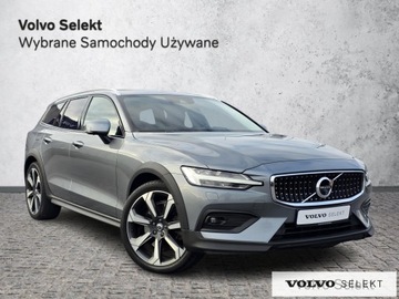 Volvo V60 II  Kombi 2.0 D4 190KM 2019 Volvo V60 Cross Country FV23 Salon PL D4 190KM AWD, zdjęcie 2