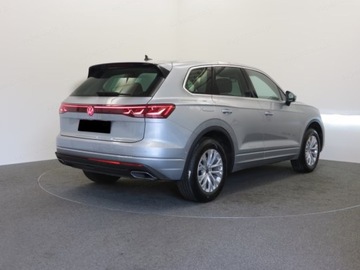 Volkswagen Touareg III SUV Facelifting 3.0 V6 TSI 340KM 2025 Elegance 3.0 V6 TFSI 4Motion 340KM, zdjęcie 4