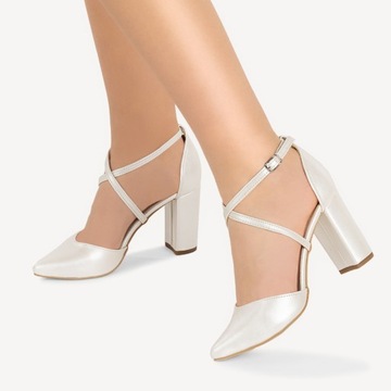 BRILU ŚLUBNE PERŁOWE CZÓŁENKA Z PASKAMI IVORY 38