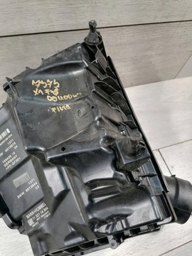 7388. BMW X1 F49 КОРПУС ВОЗДУШНОГО ФИЛЬТРА 8513916