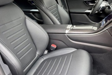 Mercedes GLC C254/X254 Coupe 2.0 220d 197KM 2025 GLC Coupe 220 d 4-Matic AMG Line 2.0 (197KM) 2025, zdjęcie 7